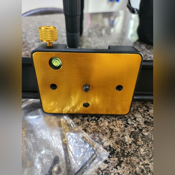 Tripod and slider - Picture 4 of 8